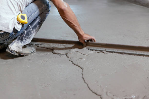 Best Concrete Demolition Services in Carlyle, IL